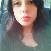 Insegnante di italiano impartisce lezioni di letteratura, grammatica, storia, geografia